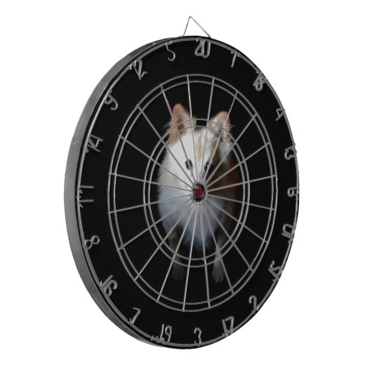 Spitz Hund in Dunkelheit Dartscheibe (Vorderseite Links)