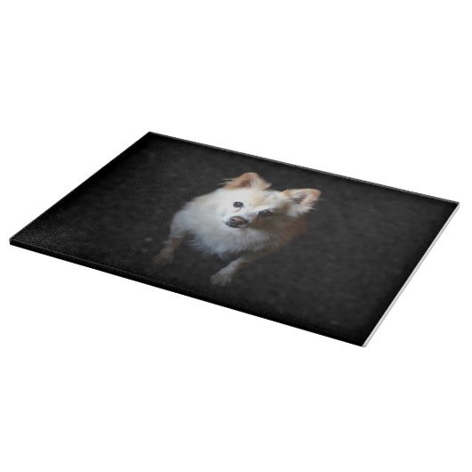 Spitz Hund in Dunkelziegel Schneidebrett (Ecke)