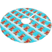 Spitz im Schnee mit Weihnachtsgeschenken Polyester Weihnachtsbaumdecke (Schrägansicht)