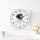 Spitz Keepake Weibchen Quadratische Wanduhr (Zuhause)