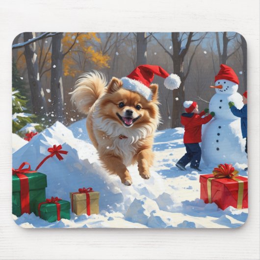 Spitz läuft im Schnee mit Weihnachtshut Mousepad (Vorne)