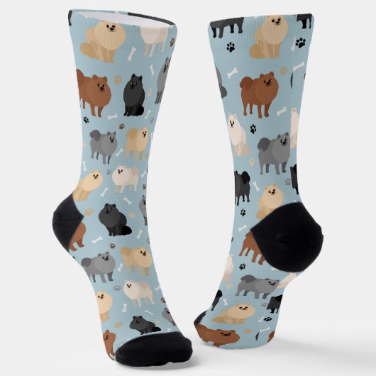 Spitz-Paw-Drucke und Dog-Bones-Socken Socken (Gewinkelt)
