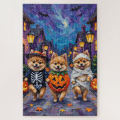 Spitz-Trick-oder-Treating in Halloween-Kostümen Puzzle (Vertikal)
