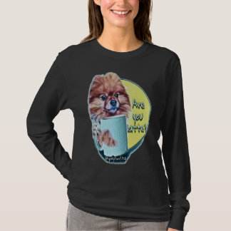 Spitz trinkt seinen Kaffee, bist du Latte T-Shirt