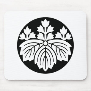 Spitzblättrige Paulownie mit 53 Blüten in Reiskuch Mousepad