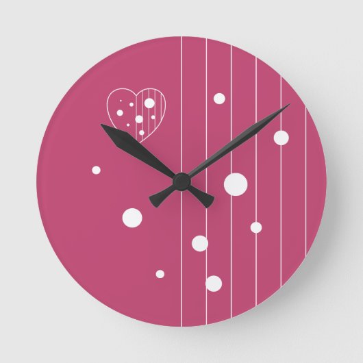 Spitze der Liebe Runde Wanduhr (Vorderseite)