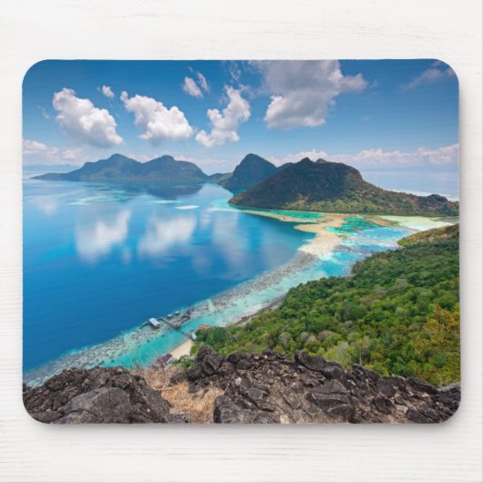 Spitze der schönen Ansicht-| von Bohey Dulang Mousepad (Vorne)