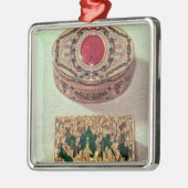 Spitze: Goldsnuffbox eingelegt mit verschiedenen Silbernes Ornament (Links)