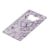 Spitzemuster mit Schmetterlingen Kreditkarten Flaschenöffner (Rückseite Schrägansicht)