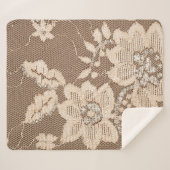 Spitzen Delikatessen: Weißes Stoffkunst Sherpadecke (Vorderseite (Horizontal))