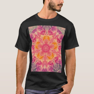 Spitzen-Ornament Mandala: Rundes Aquarelldesign T-Shirt