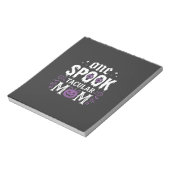 Spitzenmäßiges Halloween-Design für Mütter_1 Notizblock (Rotiert)