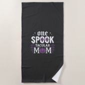 Spitzenmäßiges Halloween-Design für Mütter_1 Strandtuch (Vorderseite)