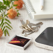 Spitzer gegen den Infrarothimmel gesehen Schlüsselanhänger (Seite)