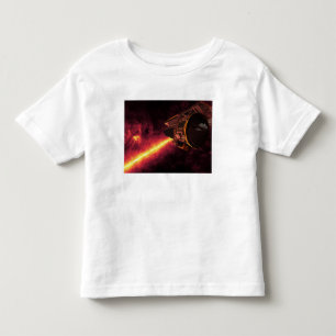 Spitzer gesehen gegen den Infrarothimmel Kleinkind T-shirt