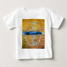 Splash auf einen Fall Abend Baby T-shirt