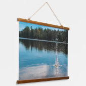 Splash Lake Tapestry Wandteppich Mit Holzrahmen (Gewinkelt)