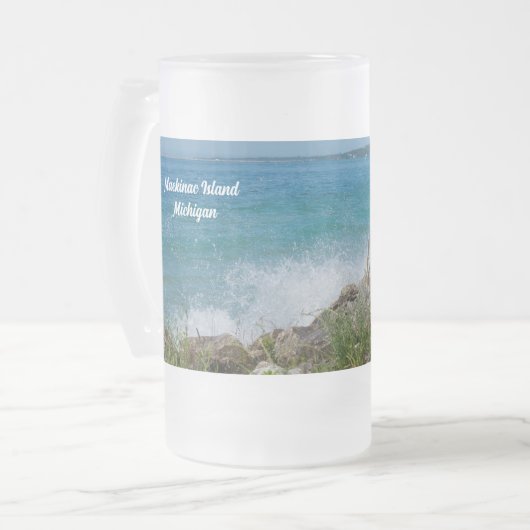 Splashing an der Mattierten Tasse von Mackinac (Vorderseite Links)