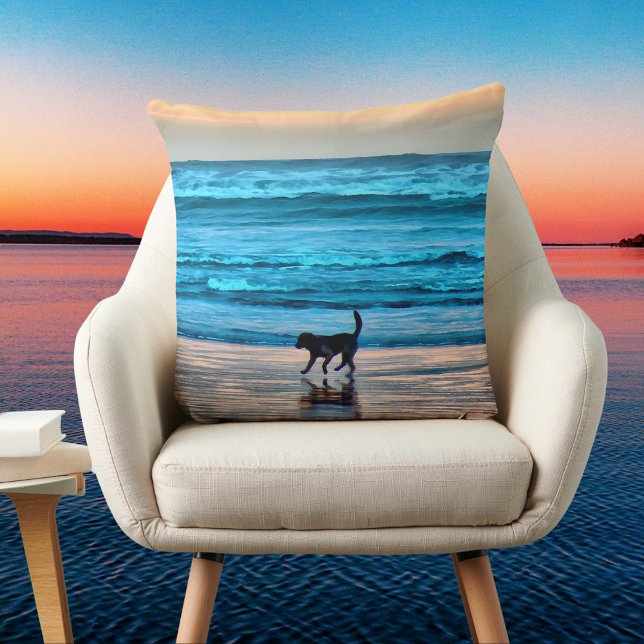 Splashing Hund auf Sunset Beach simuliert Wasserfa Kissen (Von Creator hochgeladen)