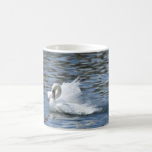 Splashing Swan auf Tasse (Mittel)