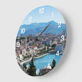 Split City Seafront aerial view, Dalmatien, Kroati Große Wanduhr (Winkel)