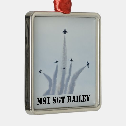 Split-Formation Ornament Aus Metall (Rechts)