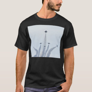 Split-Formation T-Shirt