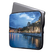 Split Promenade in Kroatien Laptopschutzhülle (Vorderseite Links)