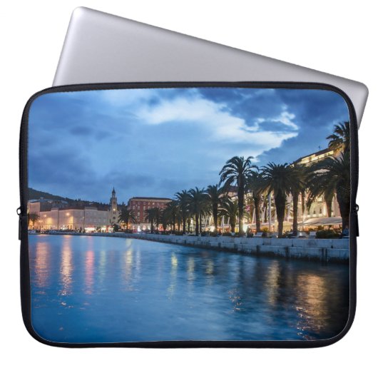 Split Promenade in Kroatien Laptopschutzhülle (Vorderseite)