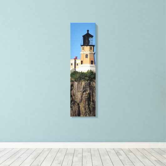 Split Rock Lighthouse Cliffside Vertikale Leinwand (Insitu (Holzboden))