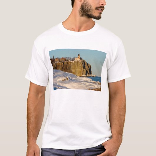 Split Rock Lighthouse State Park am See T-Shirt (Vorderseite)
