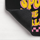 Spoiled Blue Collar Girlfriend Groovy Mütter Day Mousepad (Ecke)