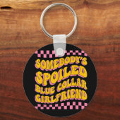 Spoiled Blue Collar Girlfriend Groovy Mütter Day Schlüsselanhänger (Vorderseite)