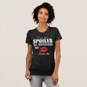Spoiled by Husband Shirt Design Red Lips Graphic (Vorne ganz)