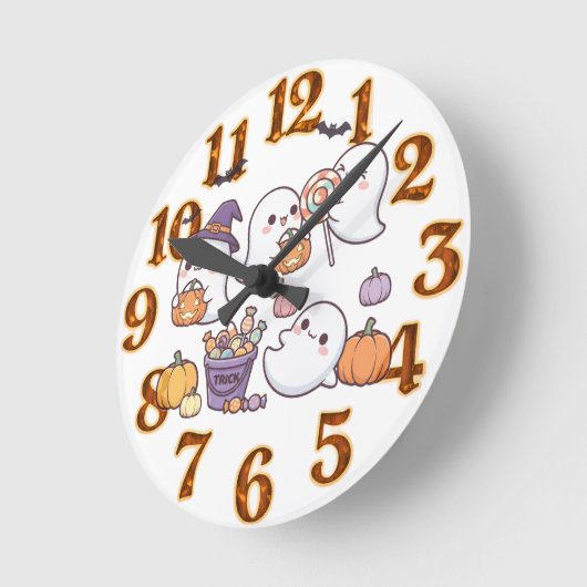 "Spook-tacularly Cute Chibi Ghosts!" Runde Wanduhr (Winkel)