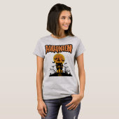 Spook Up Your Style with This Haunted House Hallow T-Shirt (Vorne ganz)