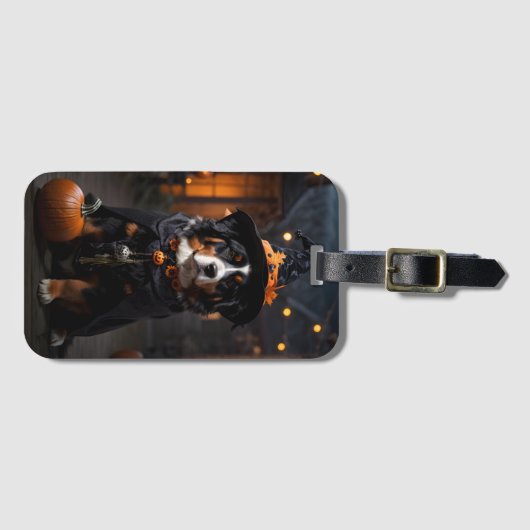 Spooktacular Bernese Dog: Ein Halloween-Howl-o-Wee Gepäckanhänger (Vorderseite (Horizontal))