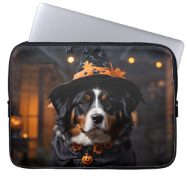 Spooktacular Bernese Dog: Ein Halloween-Howl-o-Wee Laptopschutzhülle