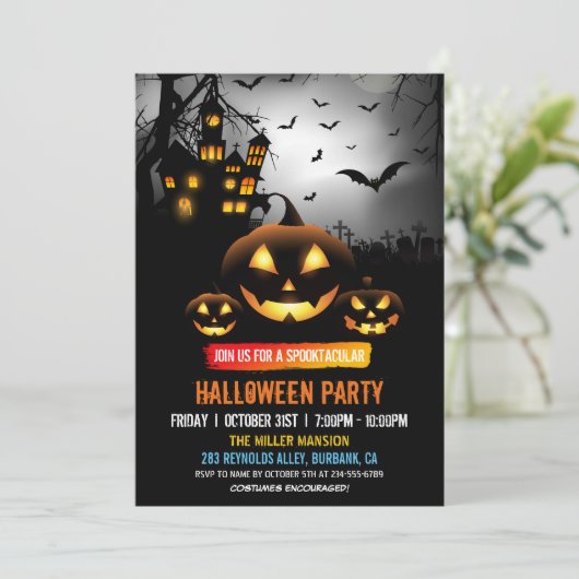 Spooktacular Dark Spuk House Halloween-Party Einladung (Stehend Vorderseite)