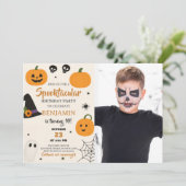 Spooktacular Halloween Einladung (Stehend Vorderseite)