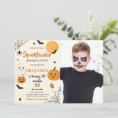 Spooktacular Halloween Einladung (Stehend Vorderseite)