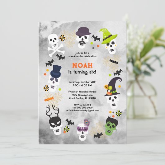 Spooktacular Halloween Einladung (Stehend Vorderseite)