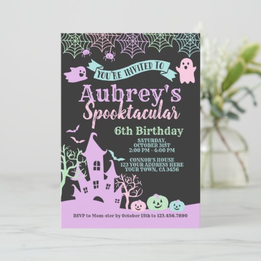 Spooktacular Halloween Geburtstag Einladung (Stehend Vorderseite)