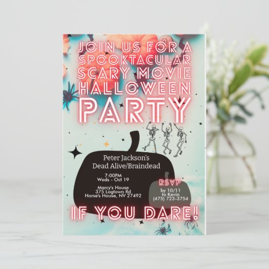 Spooktacular Halloween-Party Beängstigend Movie Ei Einladung (Stehend Vorderseite)