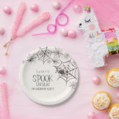 Spooktacular Halloween Party Spider Webs Pappteller (Party)