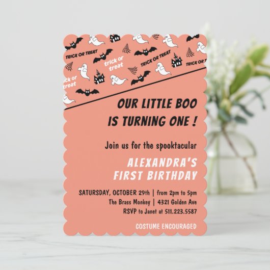Spooktacular Oktober Halloween 1. Geburtstag Einladung (Stehend Vorderseite)
