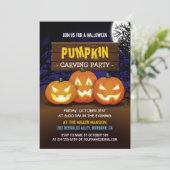 Spooktacular Pumpkin Carving Halloween-Party Einladung (Stehend Vorderseite)