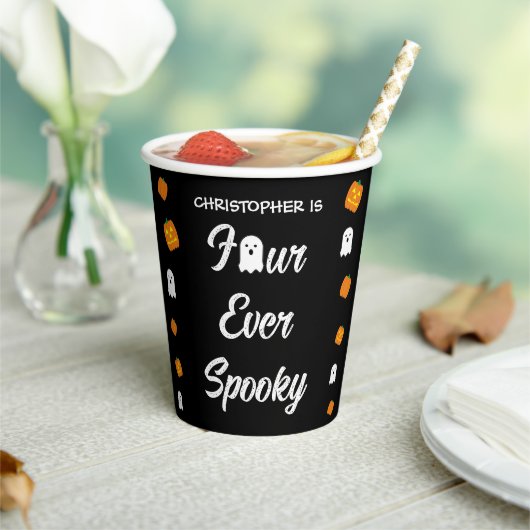 Spooky 4. Geburtstag Pappbecher (In Situ)