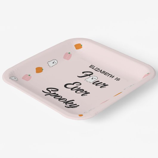 Spooky 4. Geburtstag Pappteller (Gewinkelt)