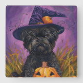 Spooky Affenpinscher Halloween Hexe und Pumpkin Quadratische Wanduhr (Vorderseite)